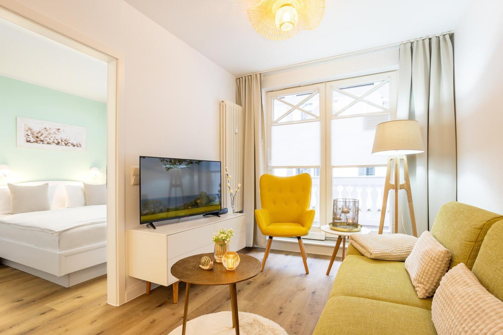 Fewo Auszeit Im Haus Strandburg Binz Esterno foto