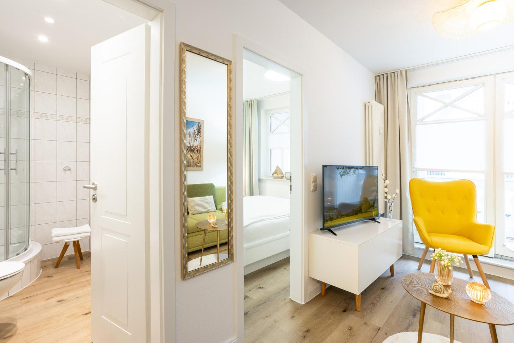 Fewo Auszeit Im Haus Strandburg Binz Esterno foto