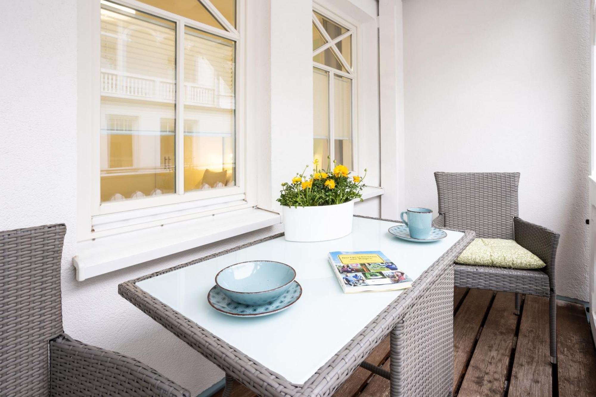 Fewo Auszeit Im Haus Strandburg Binz Esterno foto