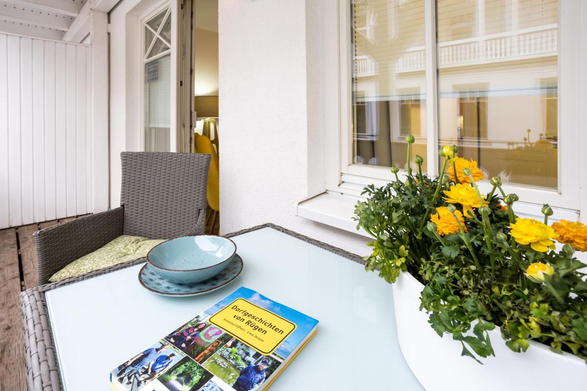 Fewo Auszeit Im Haus Strandburg Binz Esterno foto
